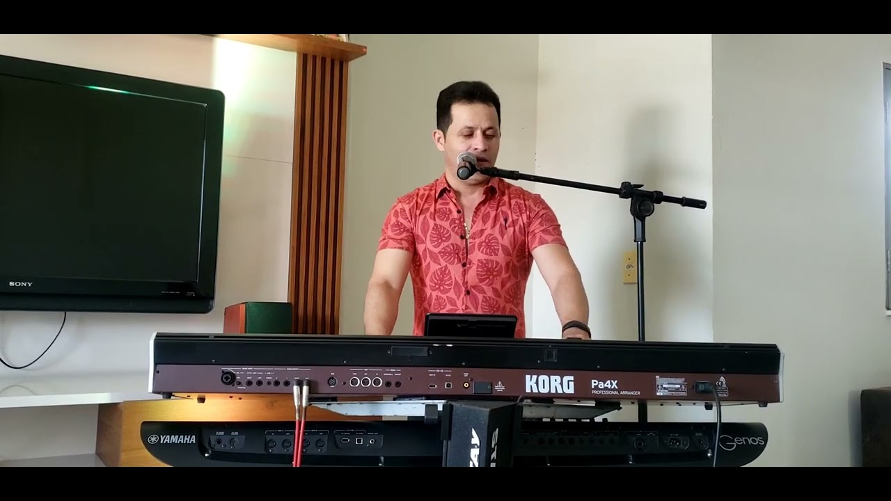 cido dos téclados 💃 💃 cover flores em vida