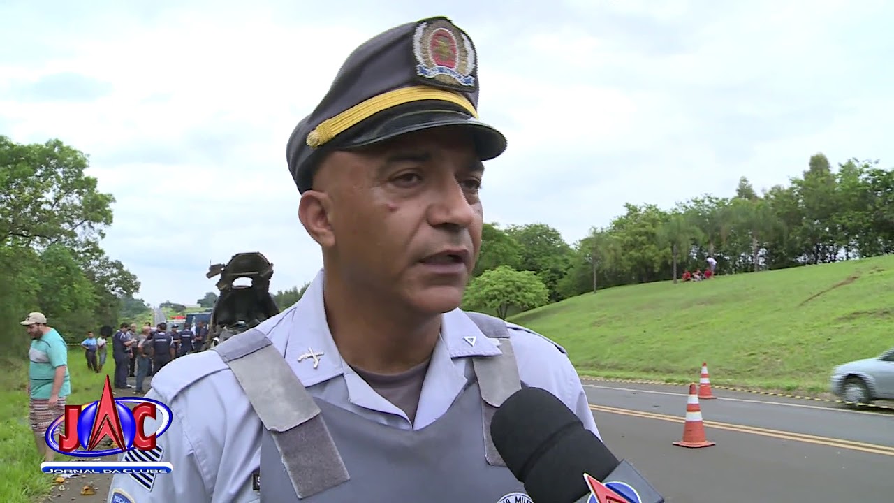 Bandidos explodem carro forte na rod. Abraão Assed - Jornal da Clube (07/11/2018)