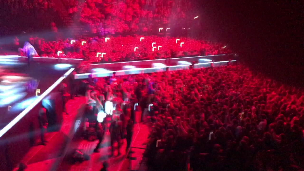 The Weeknd - Might Not Live Paris Starboy The legend Of The fall tour