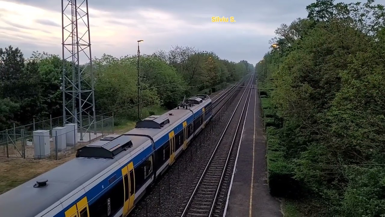 Abda: ER (EuroRegio) 9430 train (Győr - Bruck an der Leitha). EMU nr. 425 006