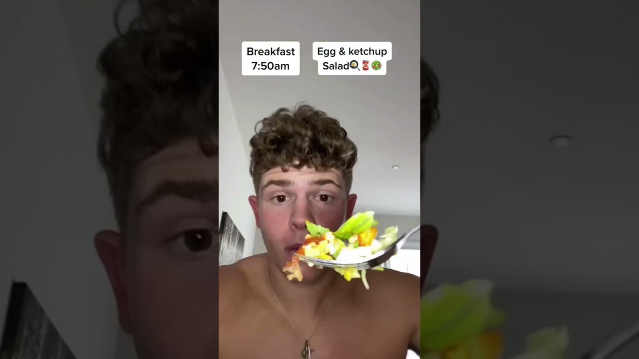 Eating only salads for the whole day! 