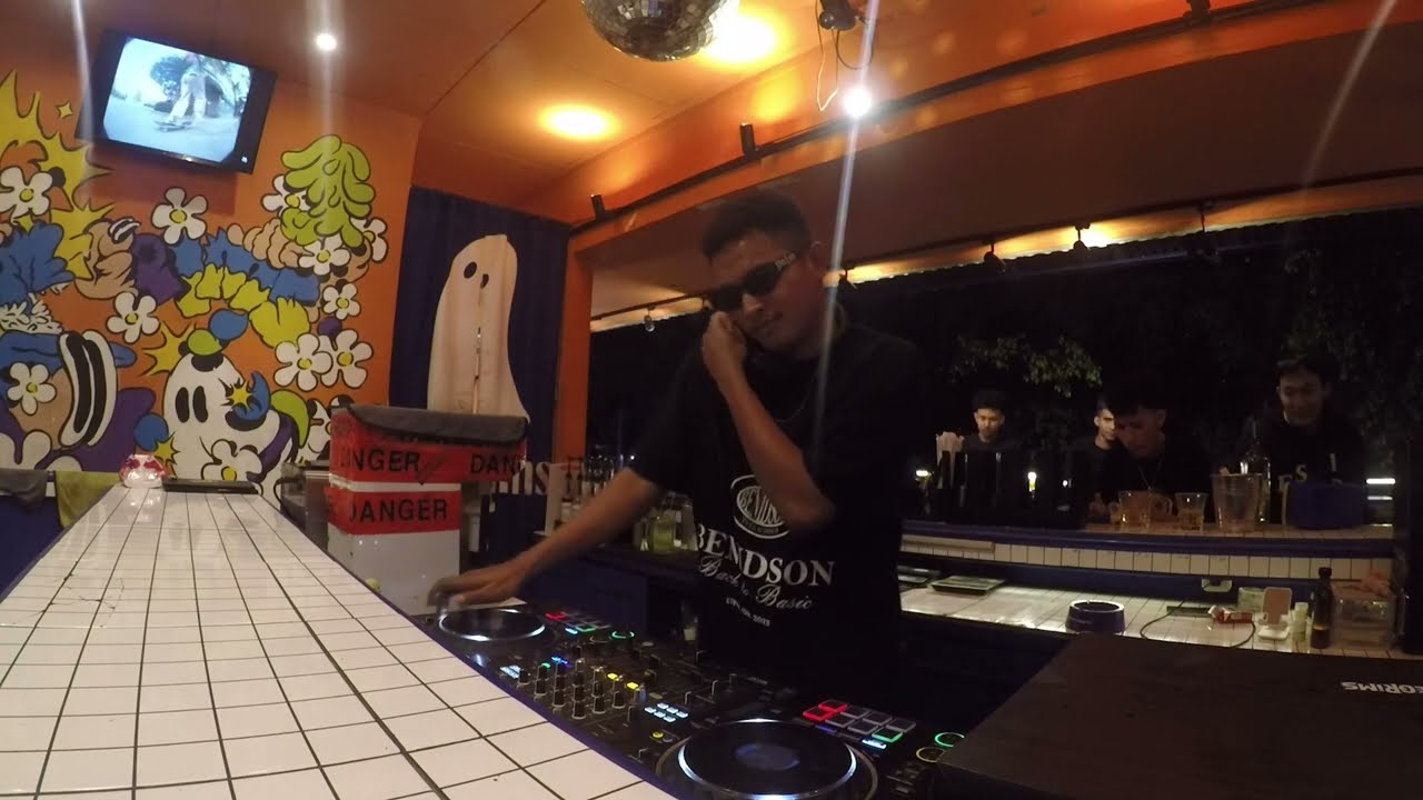 SHATTA LIVE SET | MEGRIMS (Bandung) | DIGLO