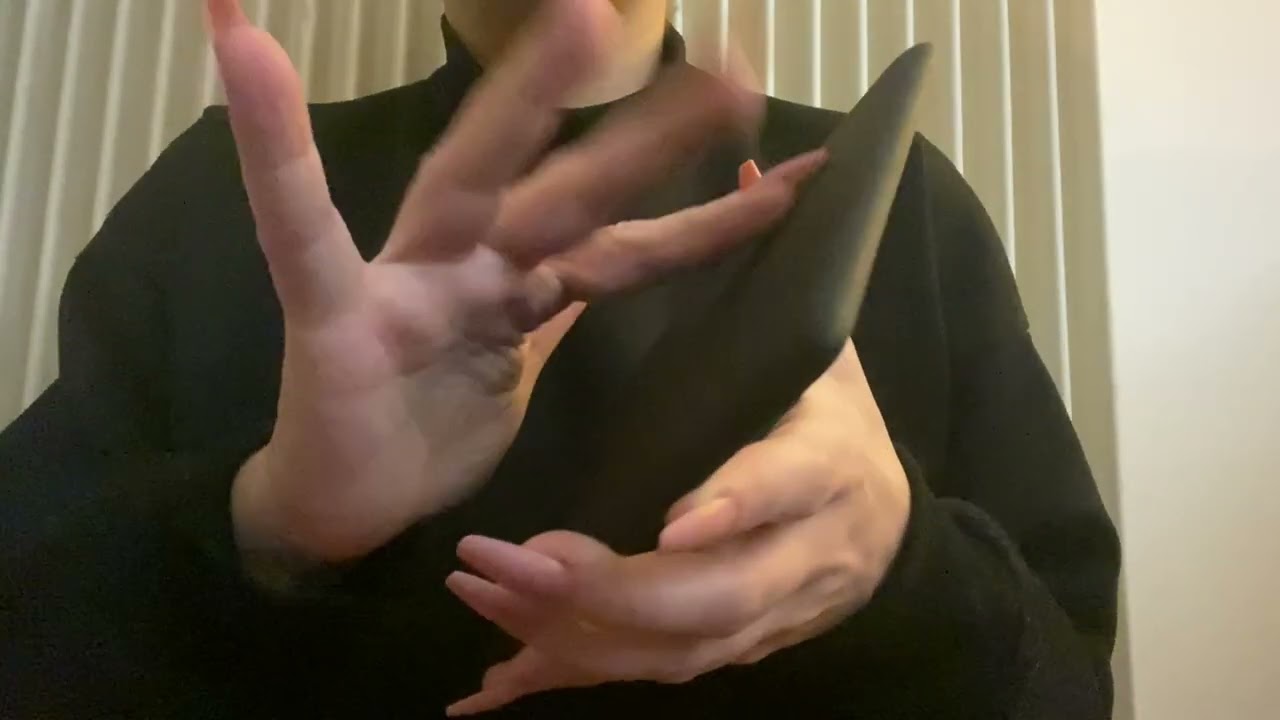 ASMR | Tapping and scratching on my kindle 📖 (no talking)