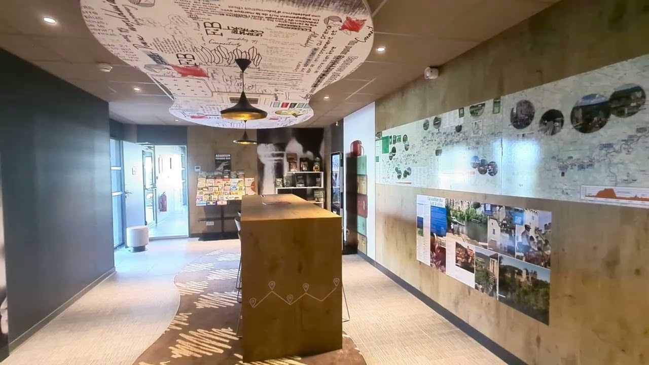 Ibis red and ibis budget quick look at Cahors France 