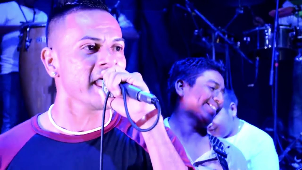 Ay Amor - Los Acaboys feat Los Del Sabor en Vivo