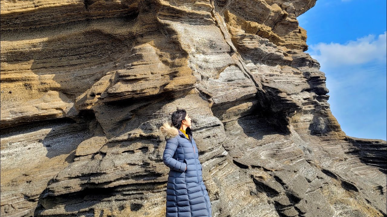 Vlog 12: Jeju Day 2 | Yongmeorihaean Coast, Osulloc Tea Museum and The Most Satisfying Lunch