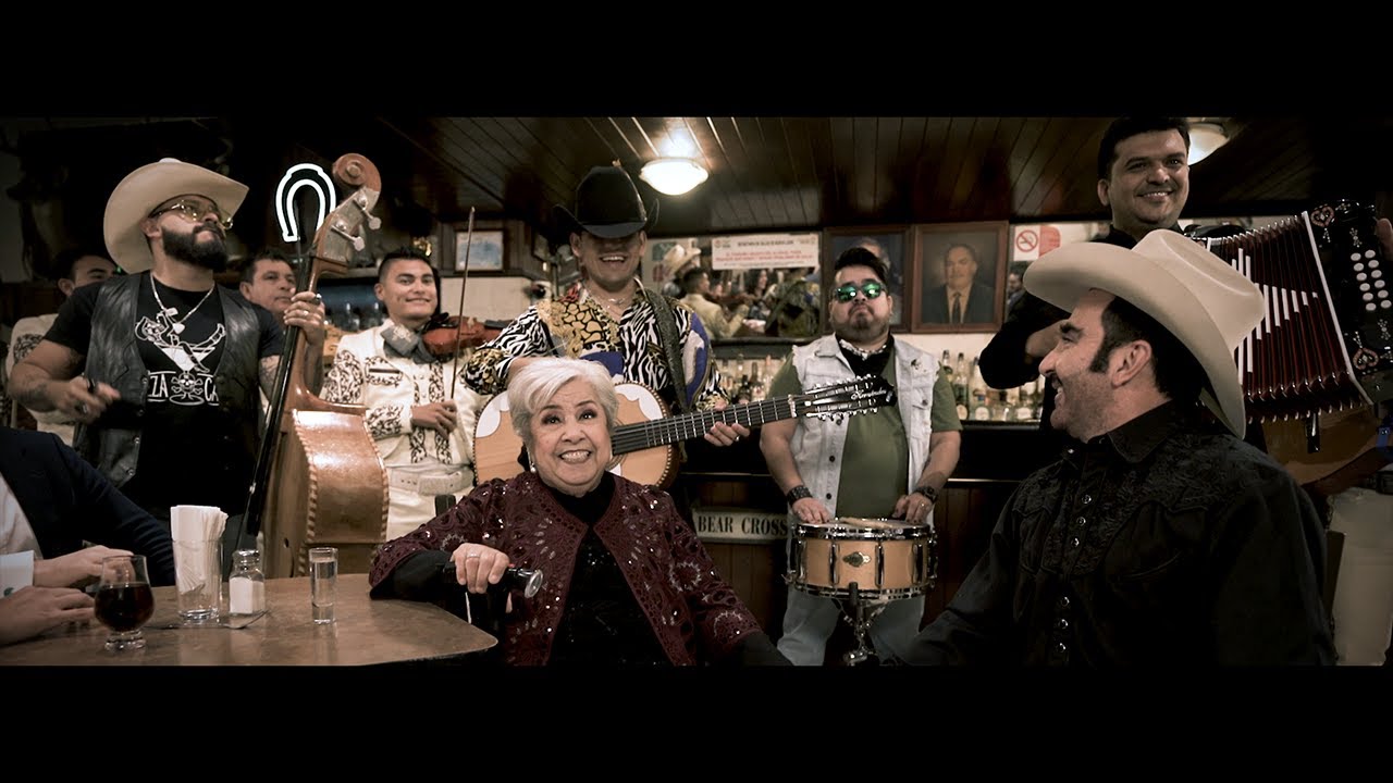 Vicente Fernández Jr., Buyuchek, La Abuela Irma Silva - El Caballo Robado