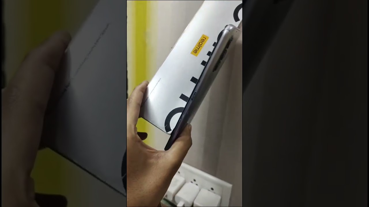 realme X7 5G phone 6GB Ram 128 GB memory condition top original folder charger bill box price 9000