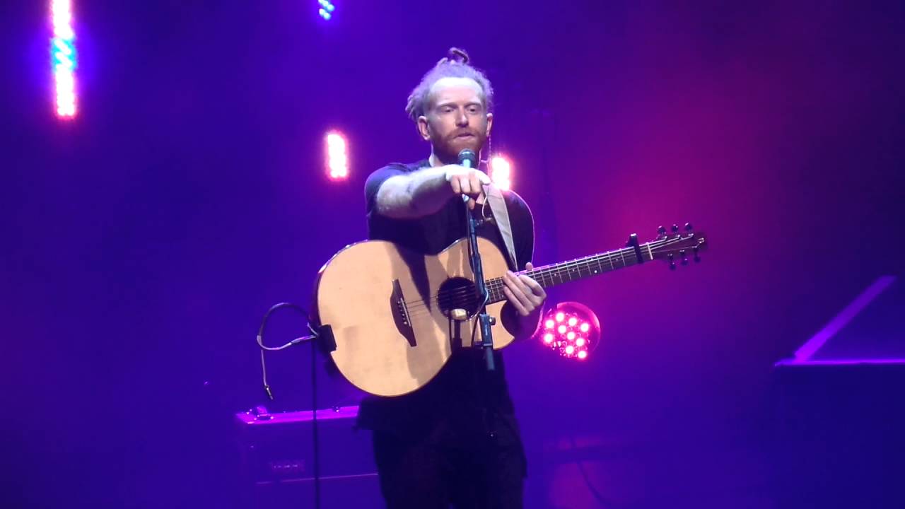 Newton Faulkner - Dream Catch Me Live at G Live April 12th 2016