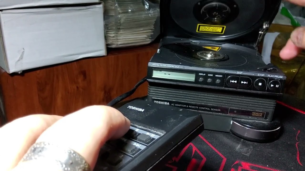 Testing Toshiba CD portable Player XR 9471 With Remote, when May25 ,2022