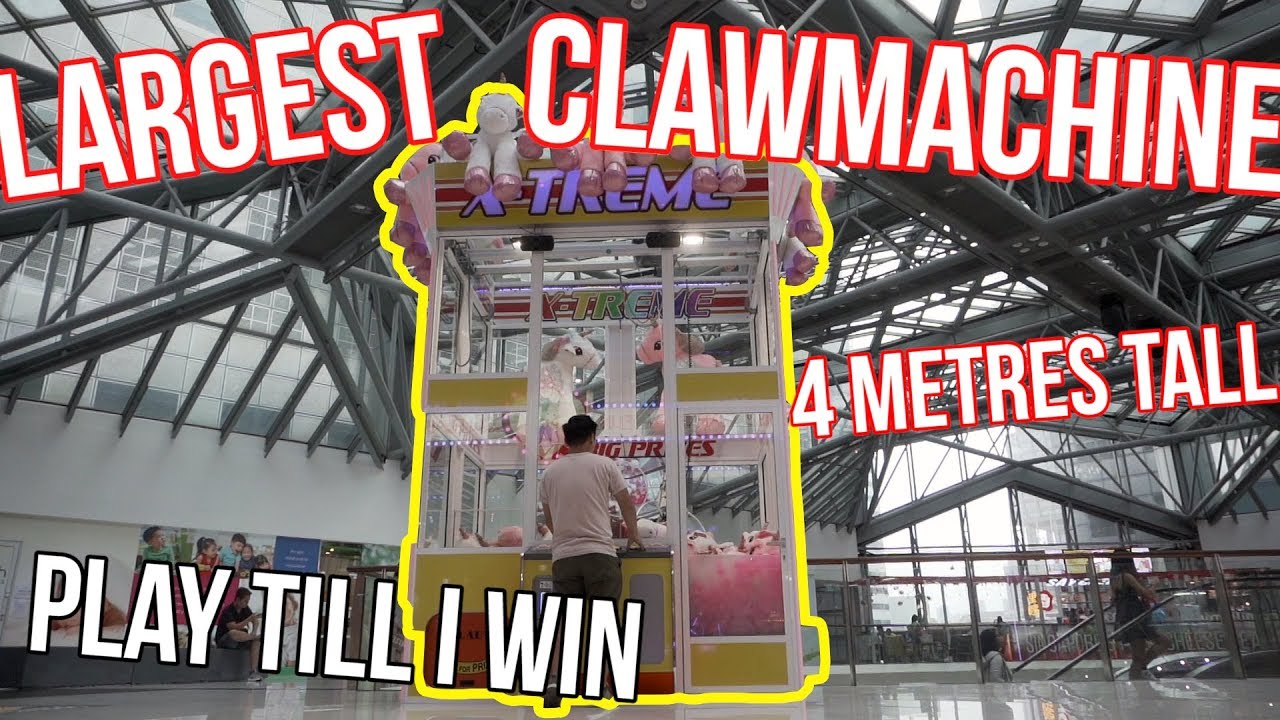 BIGGEST CLAW MACHINE!!! - Arcade Ninja