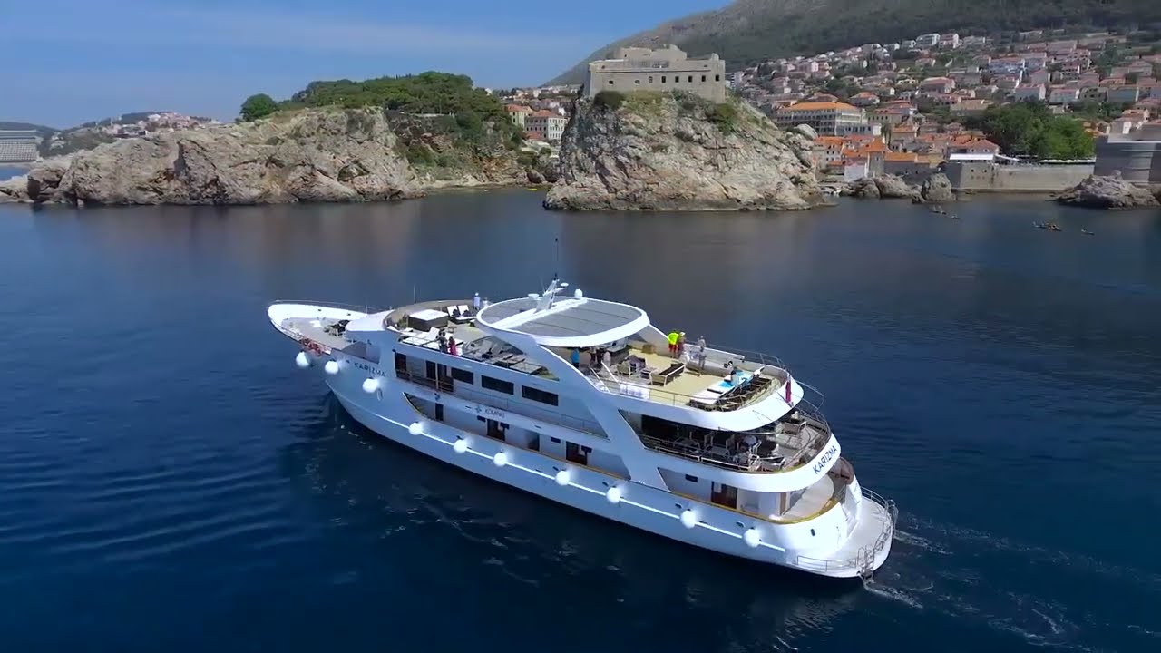 KARIZMA Cruise Croatia - Elegan Solutios VIP
