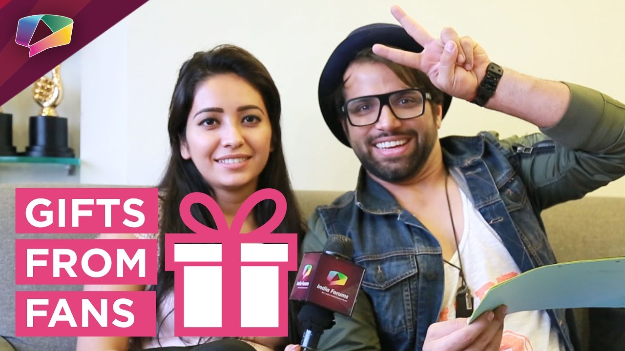 Rithvik Dhanjani and Asha Negi receive gifts from their fans
