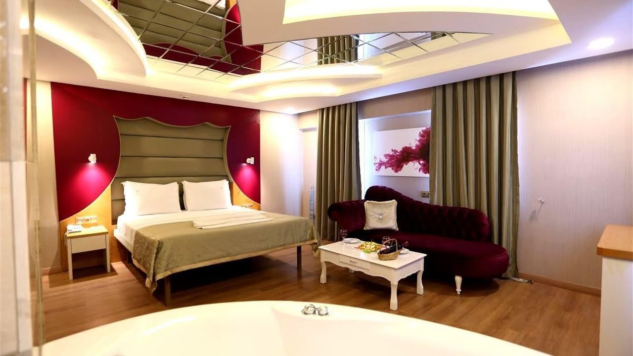 Life Corner Hotel | İzmir, Turkey | Hotel Review 🏩