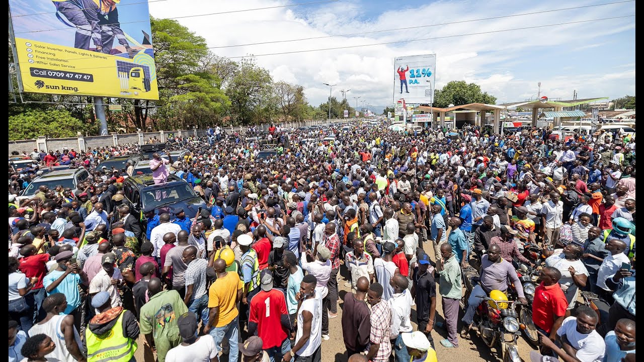 MASSIVE Kisumu reception as Ruto REVEALS how Raila saved him from Rigathi coup, Vows to deliver AUC