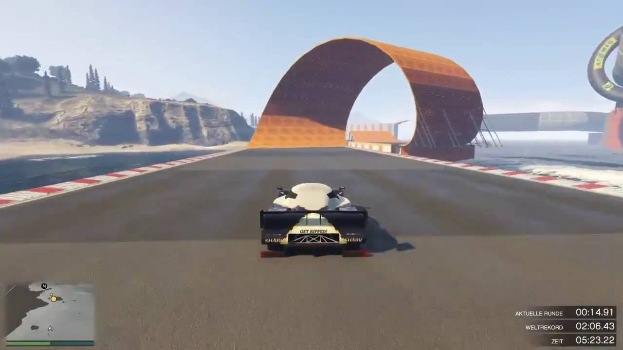 GTA5 - INSANE WORLDRECORD LOOP CUT (East Coast Stunt Race)