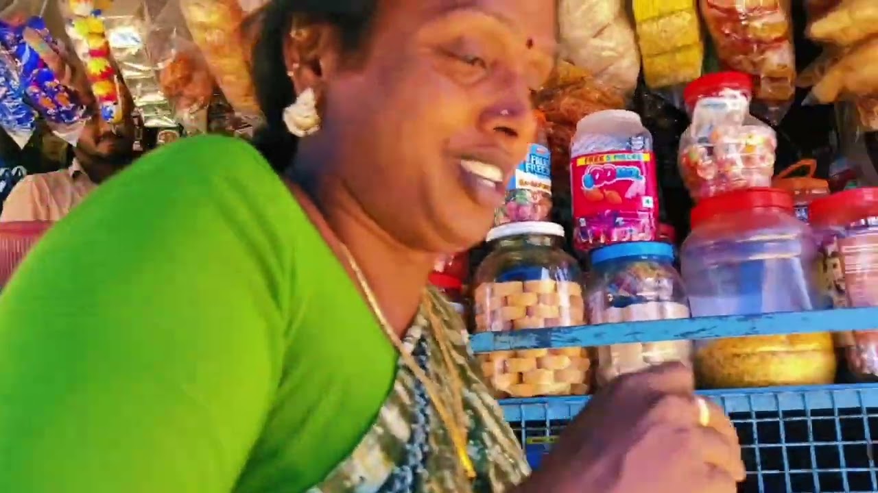 மருமகள் பணத்தை திருடிய பாக்கியம் #kovaimeerafamily #video #facebook #comedy #kovaimeera