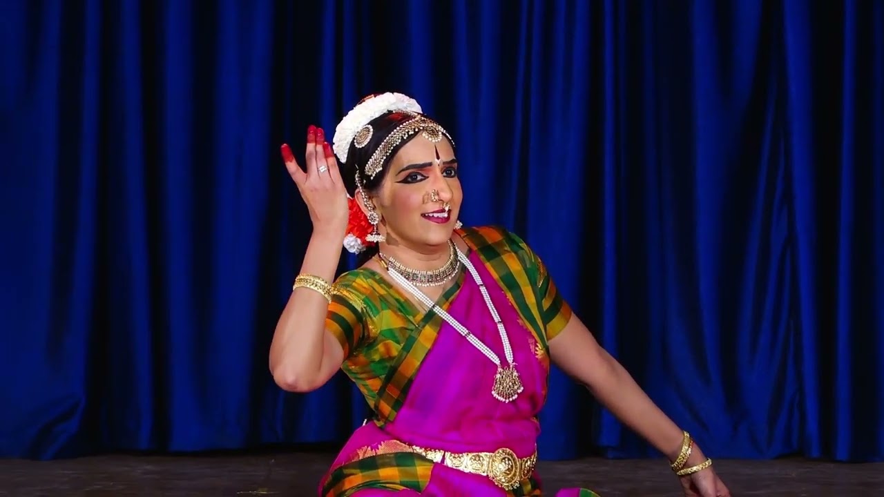 Gayatri's Mohamana En Meedil Varnam clip