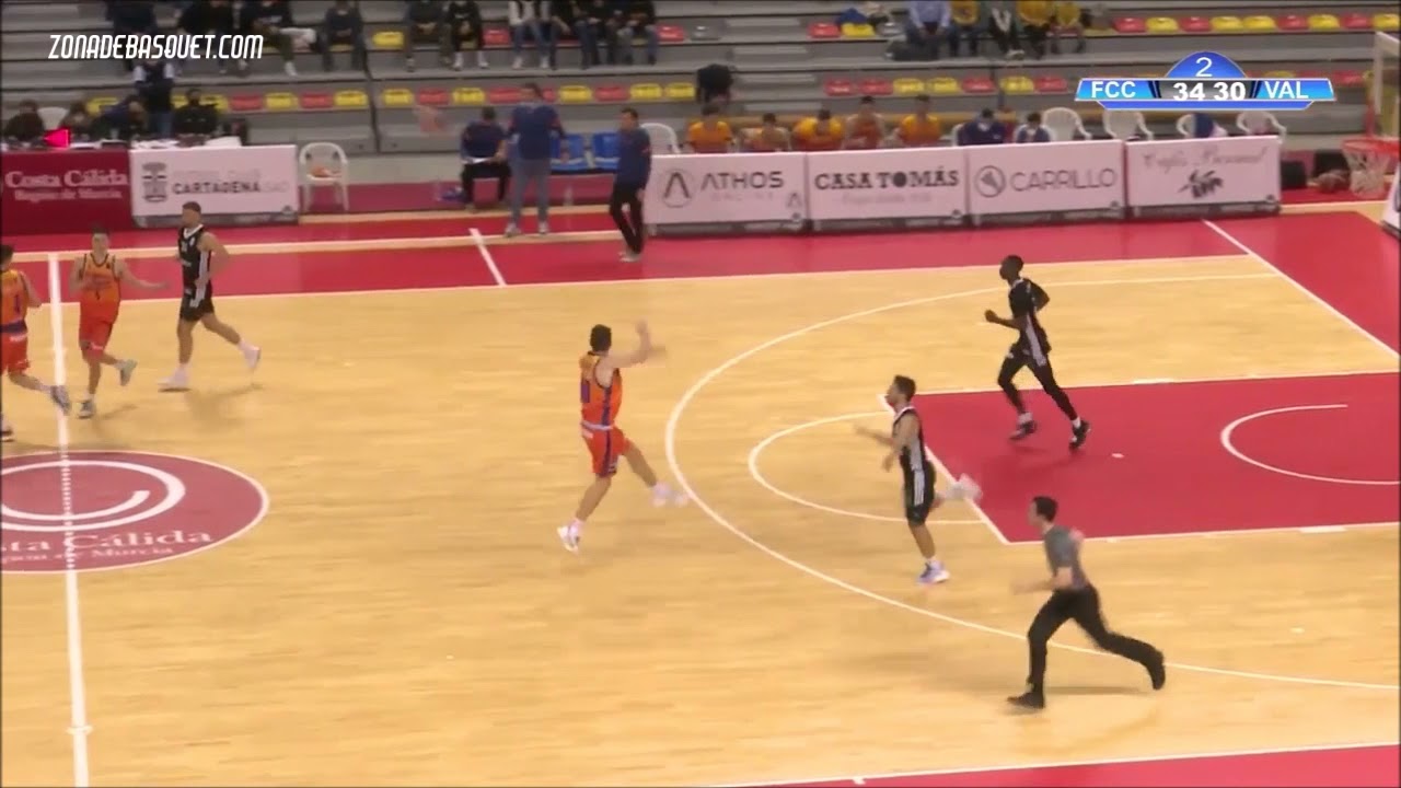 LEB PLATA 21/22 | Sergio de Larrea (Valencia), partido ante Cartagena