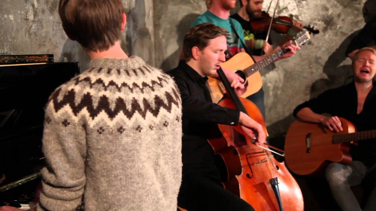 Árstíðir - Ljóð í sand (Live on KEXP)