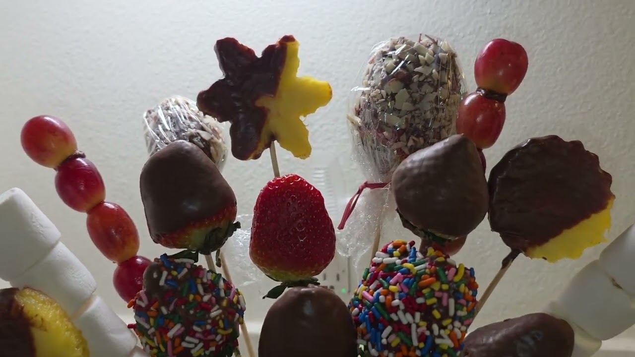 Arreglo de frutas cubiertas de chocolate. Edible arrangement chocolate covered. 