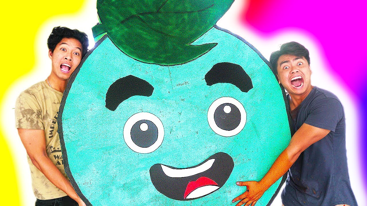 GIANT GUAVA JUICE SQUISHY SURPRISE!!