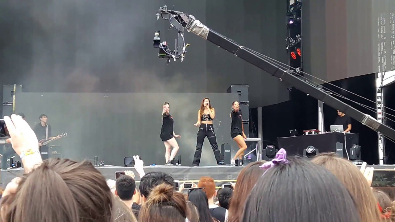 Oriana - Love Me Down Easy - Lollapalooza 2018 Argentina