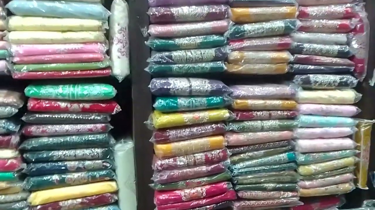 देहरादून घण्टा घर की बहुत सस्ती और होलसेल की दुकान 