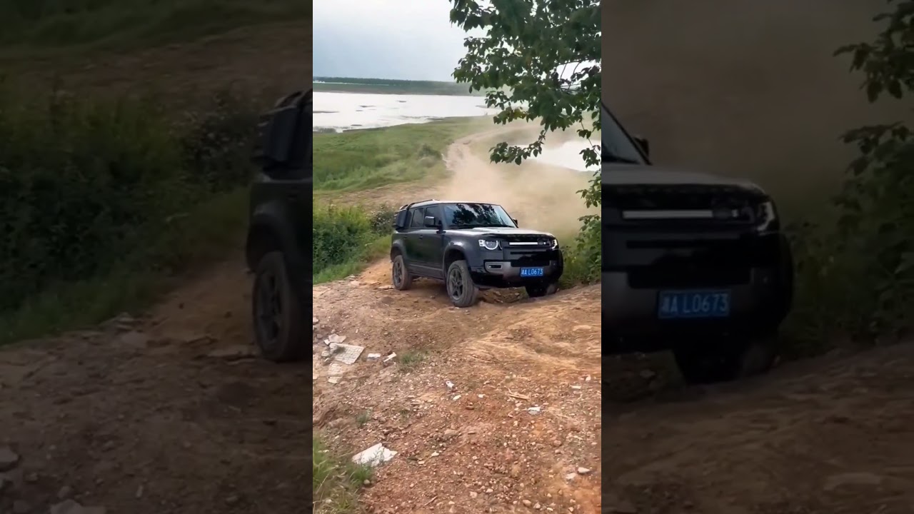 Land Rover Defender or Mercedes G-Wagen - Extreme 4x4 Off-Road Battle