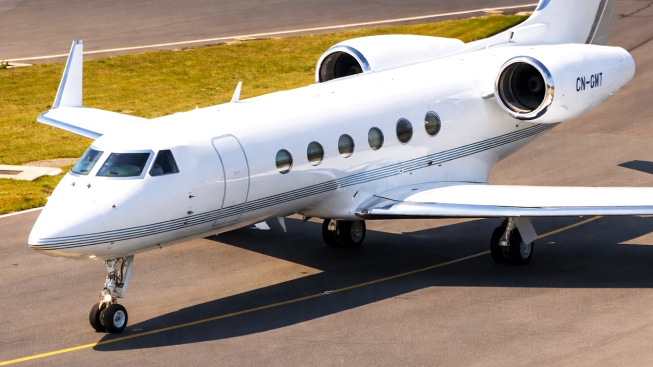 Heavy Private Jet Action in London! | Gulfstream, Bombardier, Embraer etc | Part 5