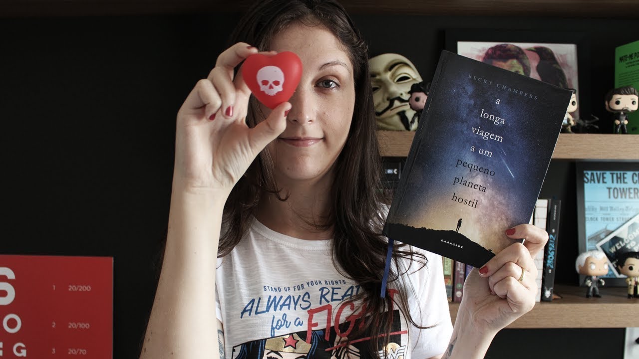 5 MOTIVOS PARA LER A LONGA VIAGEM A UM PEQUENO PLANETA HOSTIL | Pipoca Musical