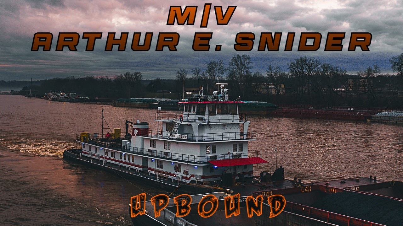 M/V Arthur E. Snider - Smokey Ohio River