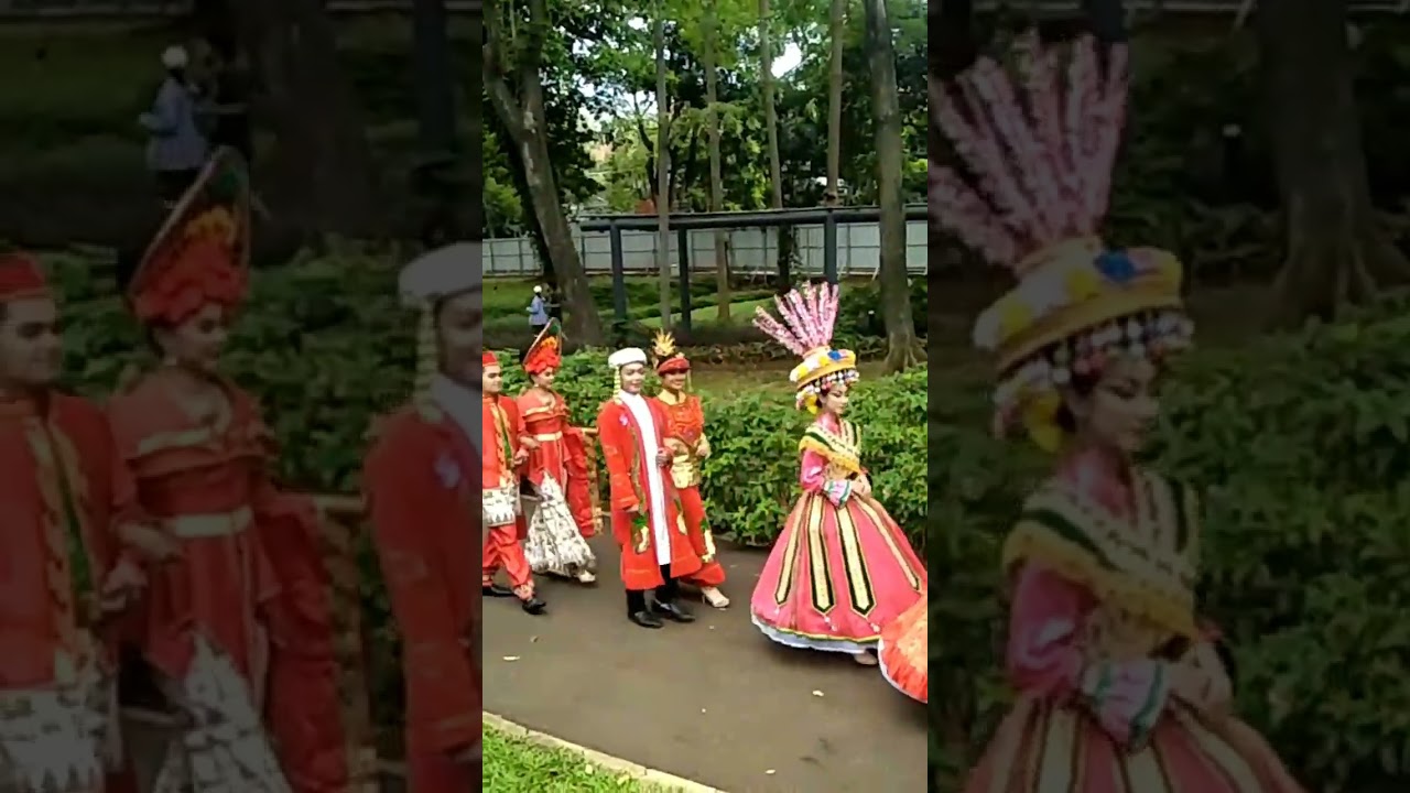 Parade Busana Adat Budaya Betawi