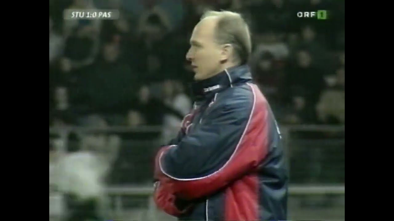 Bundesliga: SK Sturm Graz vs SV Pasching 1:1(1:0), 1. 12. 2002 Superfund ASKÖ