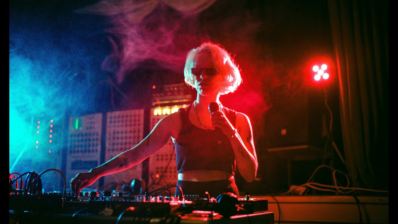 LEMPi LIVE SET at SYNTHCAMP 2025 in Kulturhus Kubu