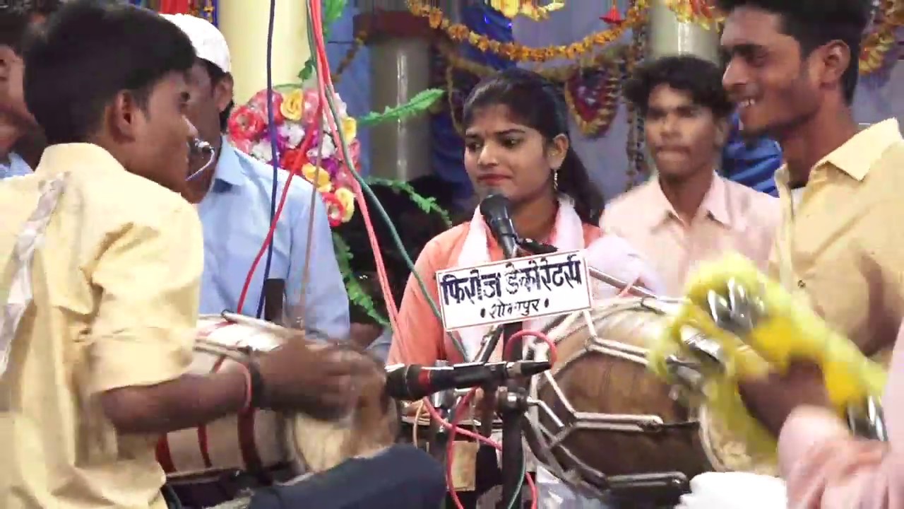 शिवानी मंडल खोया मोआरी भजन प्रतियोगिता शोभापुर 12 नबम्बर 2019 म.प्र.