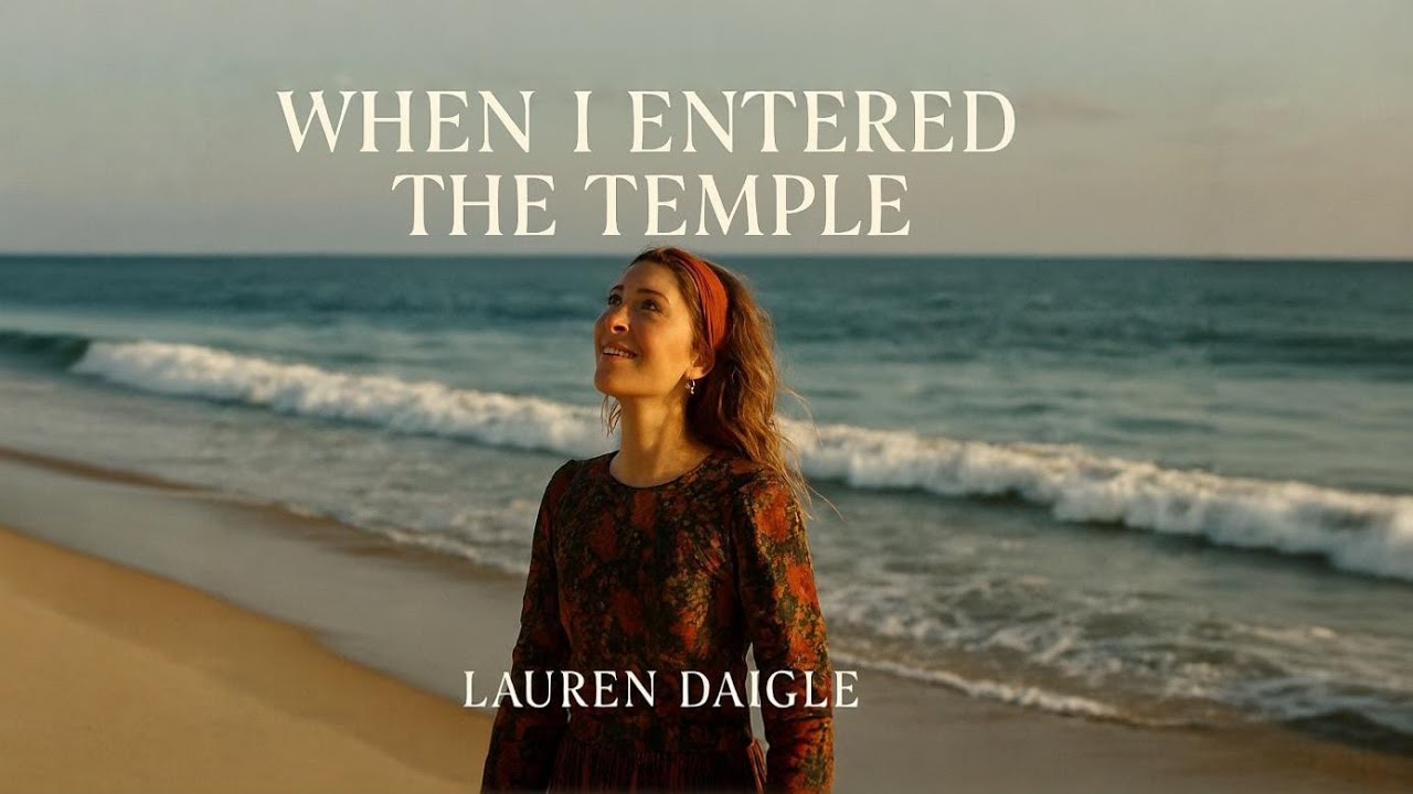LAUREN DAIGLE 
