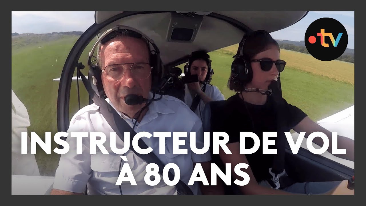 A 80 ans, il est instructeur de vol