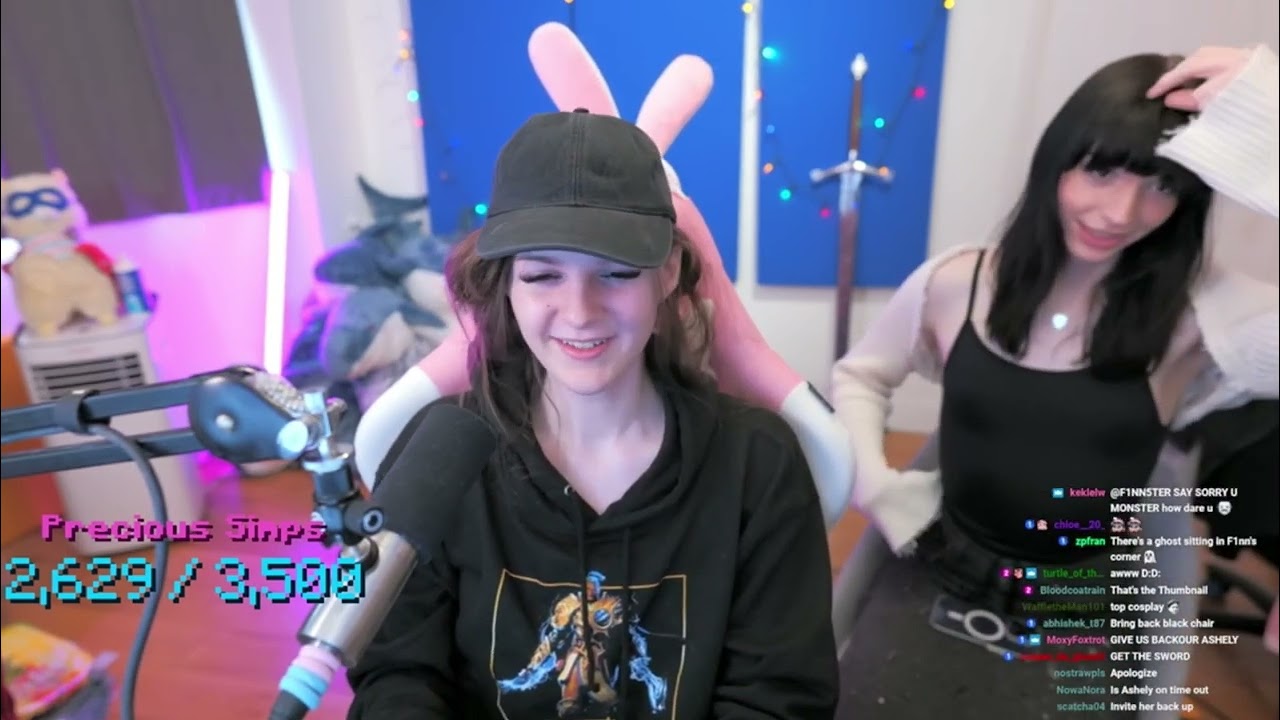 F1NN5TER Wants To Sword Fight With Ashley 🍆😏
