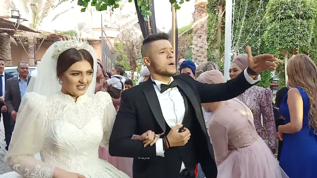 شاهد ماذا حدث مع مصطفي صاحب اعلانات بزوكا فرايد اتشكن في قصر عمر الخيام للحفلات01023903020