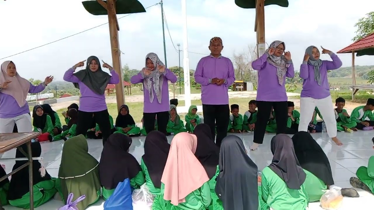 Berbagai ekspresi...... Lucu abisss...... 