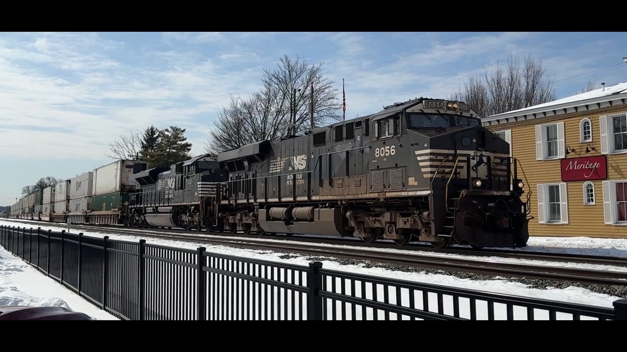 Old B&O Mainline Action in Glendale, OH