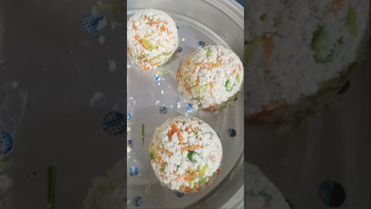 How to Make Pittu - Sri Lankan Comfort Food #beats #Pittu #SriLankanFood #FoodShorts #EasyRecipe