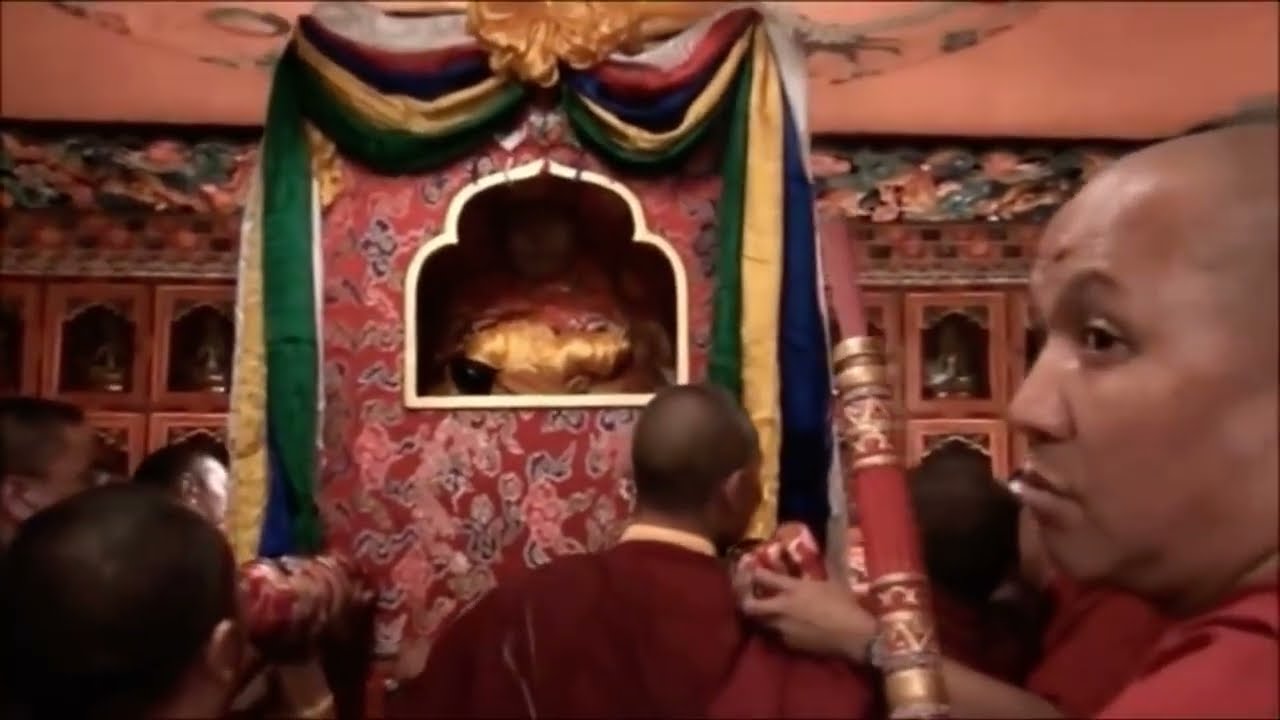 Rinpoche enters Thukdam &sdot; Incorruptible body after death
