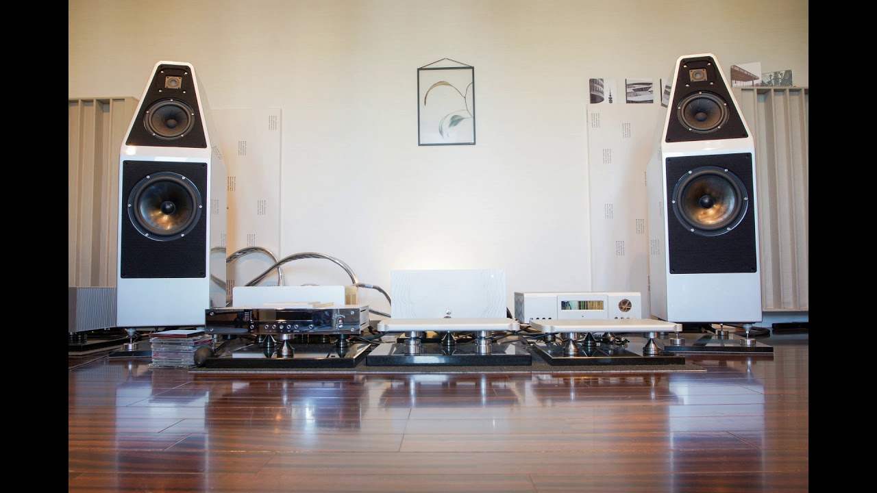 Boulder 1160 1010 ,Wilson Audio Sophia-S2 ,Burmester 061(CHARLIE PUTH - ATTENTION)