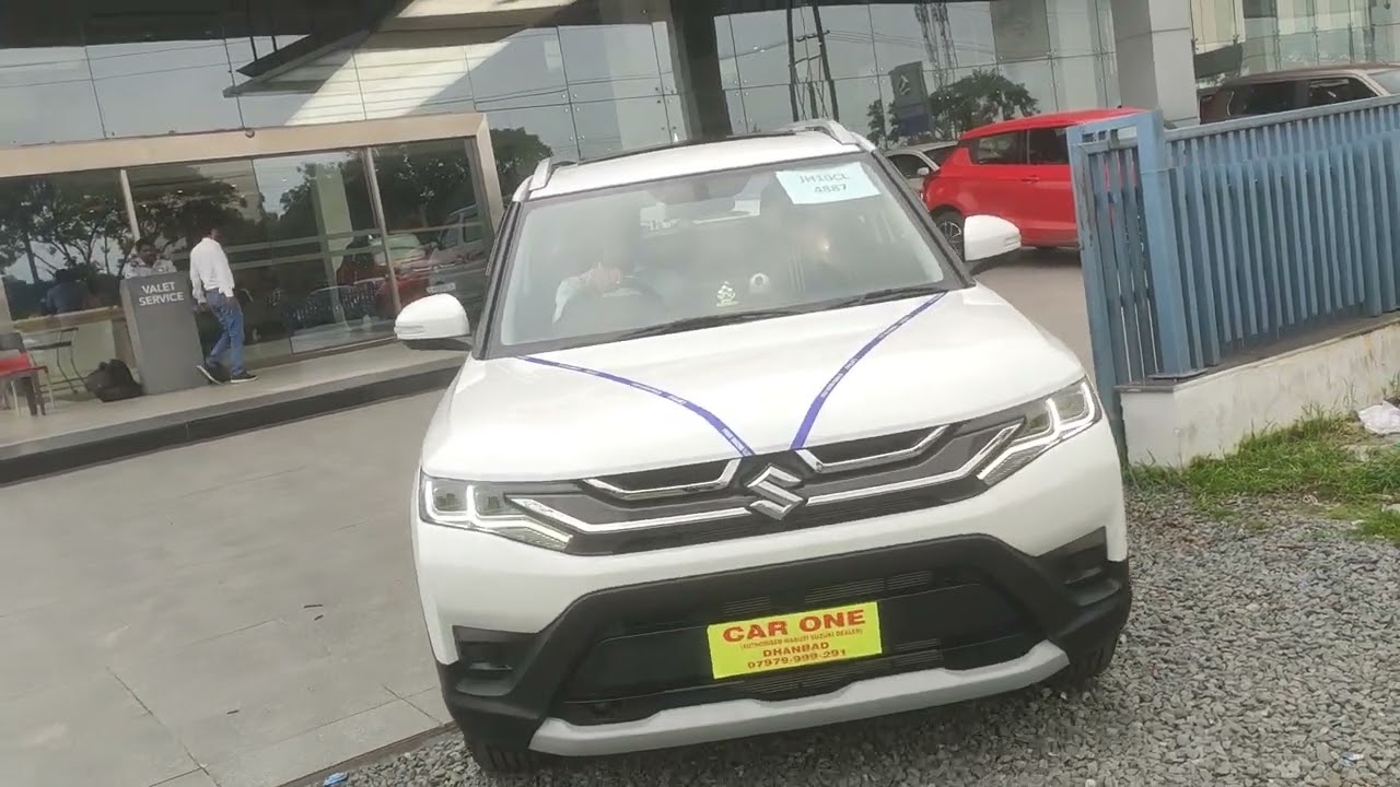 Taking delivery of my new Maruti Brezza ZXi.