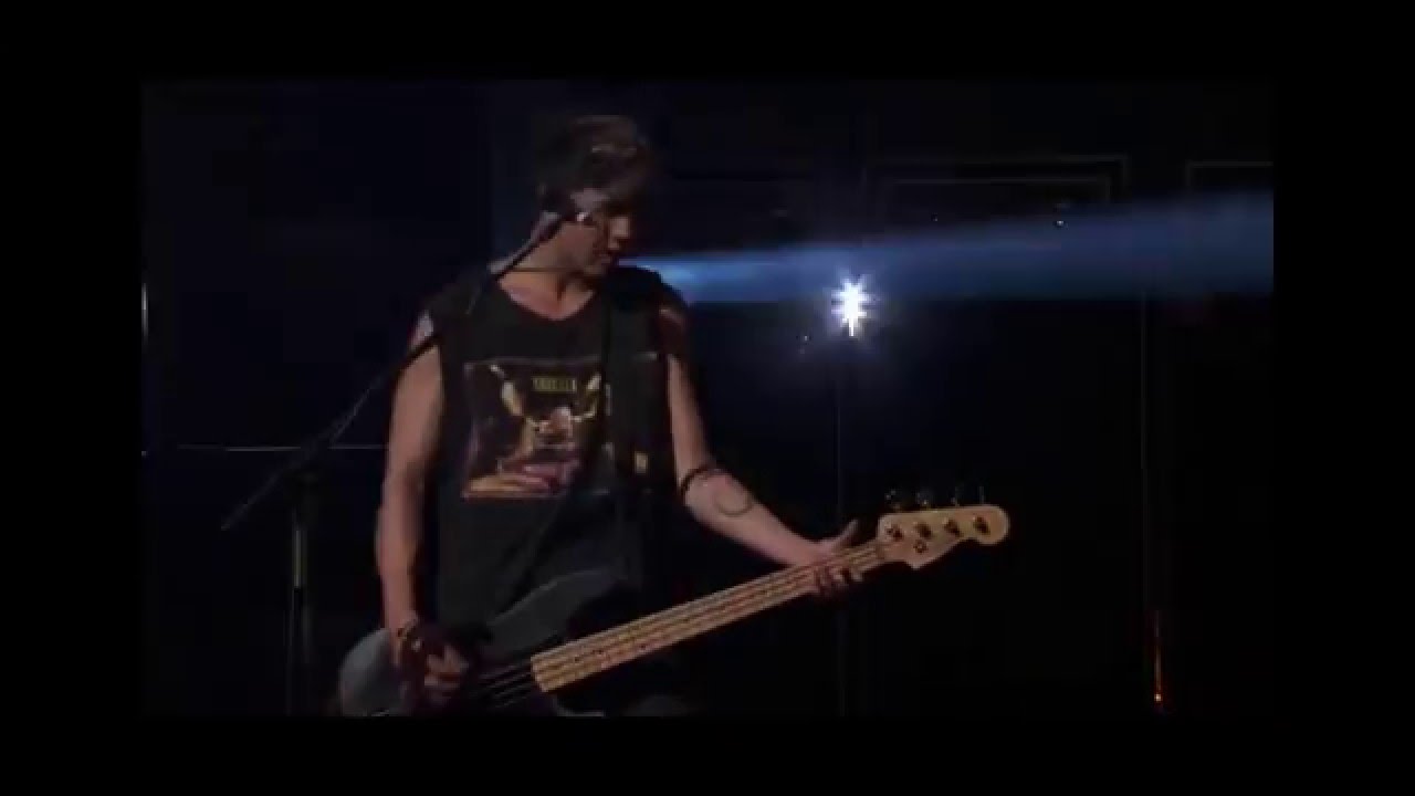 5 Seconds Of Summer - End Up Here live from the Itunes Festival