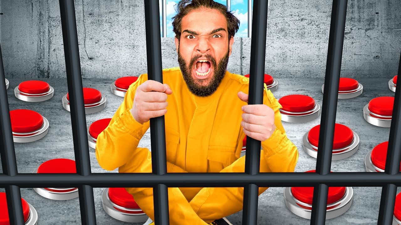 اول شخص يختار الزر الصح في السجن يربح ! 😍💰💎 ( ماين كرافت )
