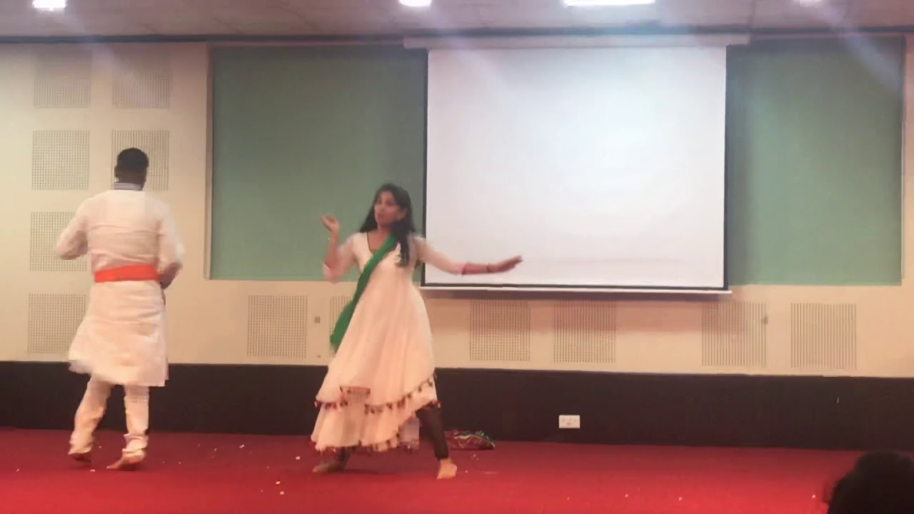 Couple dance Holi Medley