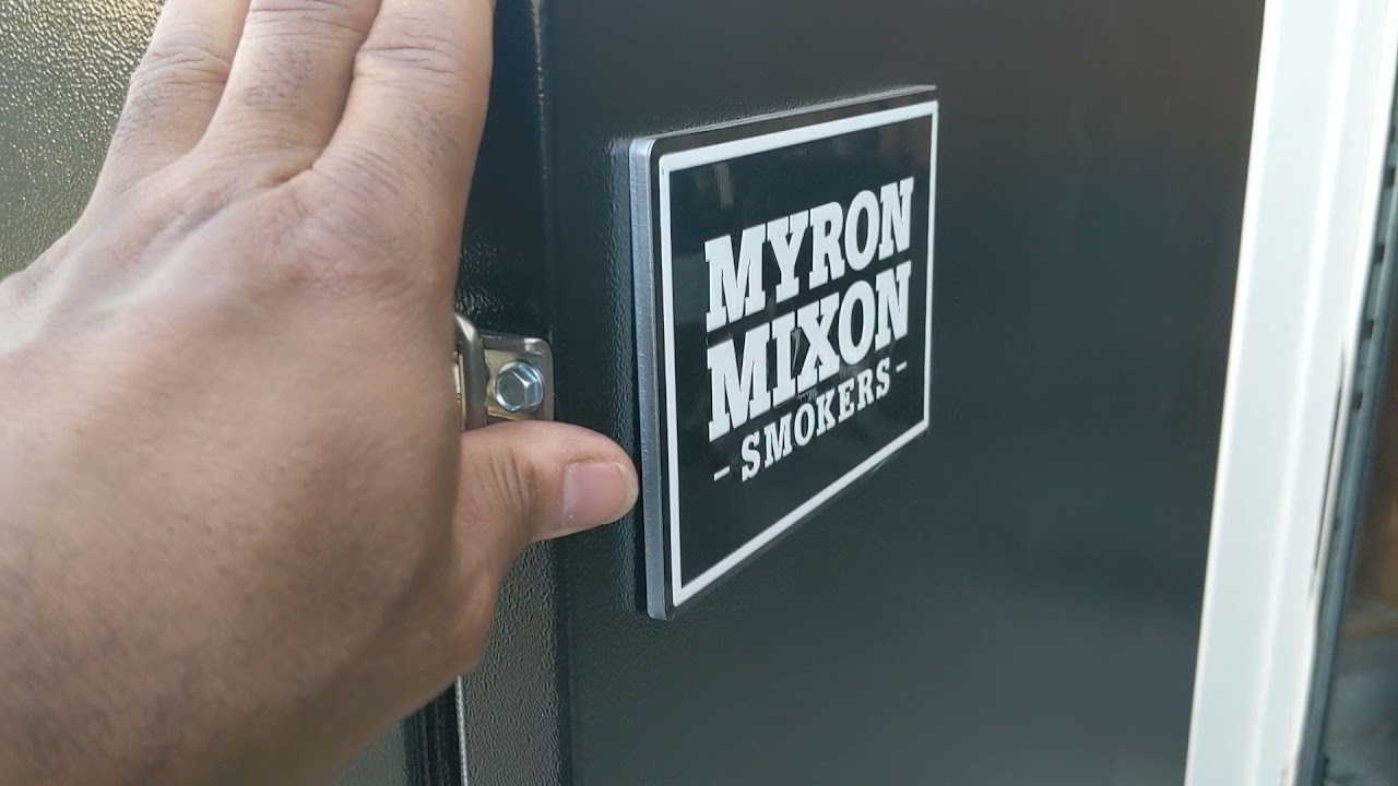 First look. Myron Mixon G33 gravity feed smoker.